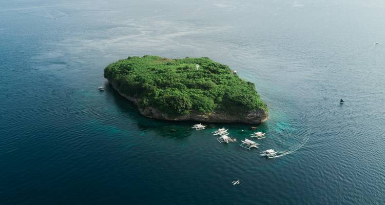 Ultimate Philippines Island Hopping (With Expedition) - Contiki 3