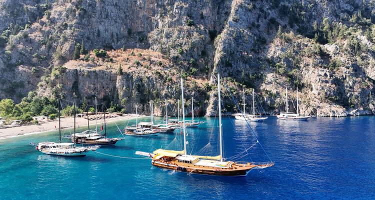Navega por Turquía: Fethiye Kekova Fethiye Crucero en Goleta de Edad Mixta - Farout Turkey 1