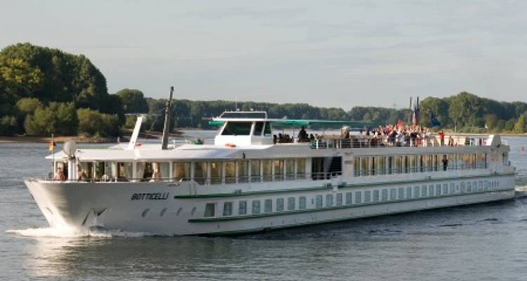 Christmas in the Seine Valley Valley - BOTTICELLI - CroisiEurope River Cruises 6