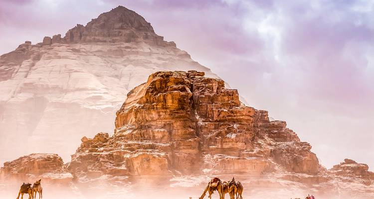 Jordan ─ Hiking Through Desert and wadis - Gebeco 5