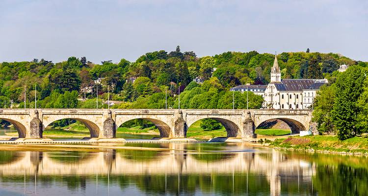 By e-Bike to the Castles of the Loire - Gebeco 3