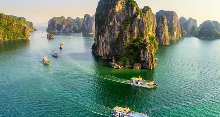 Viaje familiar de 19 días a Vietnam, Tailandia, Singapur y Bali (guía y conductor privados）Personalizable - UME Travel Co. Ltd 2