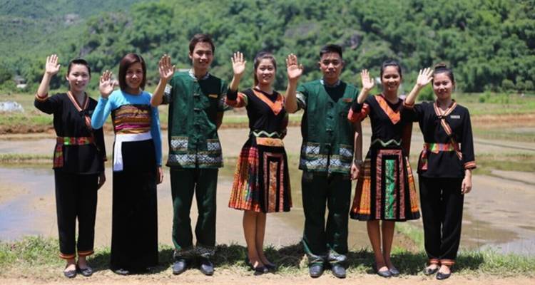 Desde Hanói: Aventura de 2 días en Mai Chau y Puluong: bicicleta panorámica, pueblos étnicos y reserva natural - Open Asia Travel  1