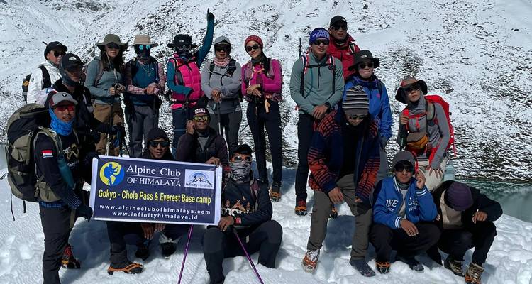 Excursión al valle de Gokyo - Alpine Club of Himalaya 2