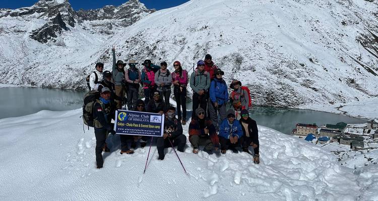 Gokyo, Cho La Pass, Everest Base Camp, and Kongma-La Pass Trek - Alpine Club of Himalaya 2