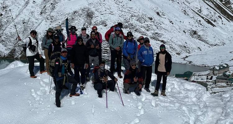 Gokyo, Cho La Pass, Everest Base Camp, and Kongma-La Pass Trek - Alpine Club of Himalaya 3