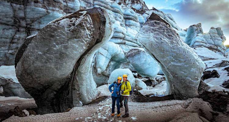 Iceland in 3 Days: Golden Circle, South Coast & Glacier Lagoon Small-Group Tour with optional Ice Cave tour - BusTravel Iceland 3