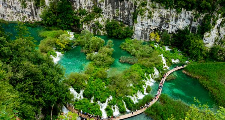 Danube in Depth with Prague, Ljubljana & Zagreb 2026 - 17 Days (from Prague to Zagreb) - Scenic Luxury Cruises & Tours 4