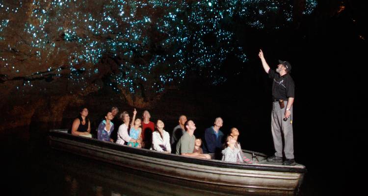 Viaje Kiwi en grupo pequeño de 14 días por el Norte - Kiwi Experience 1