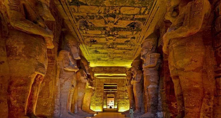 Excursion privée d'une journée à Abou Simbel depuis Assouan avec guide touristique - Go Tours Egypt 5