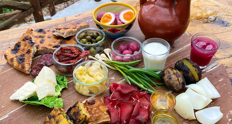 Le goût de l'Albanie : Gastronomie et vins - Up Albania  2