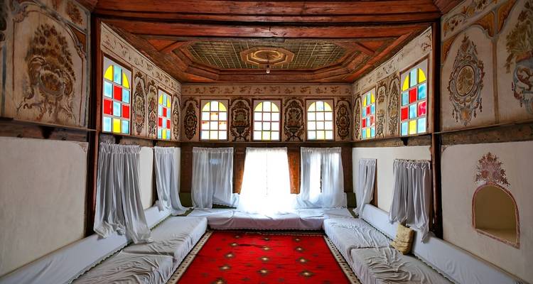 Depuis Tirana : Gjirokastra, vieille ville de l'UNESCO et Blue Eye - Smart Tour Albania 6