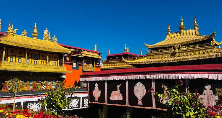 5 Days Lhasa & Ganden Monastery Group Tour - Great Tibet Tour 4
