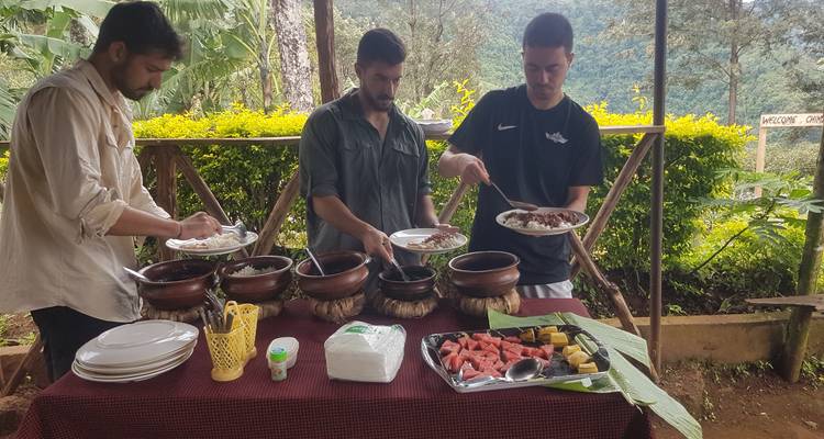 Cataratas de materuni y tour del café - Johnadventures 1