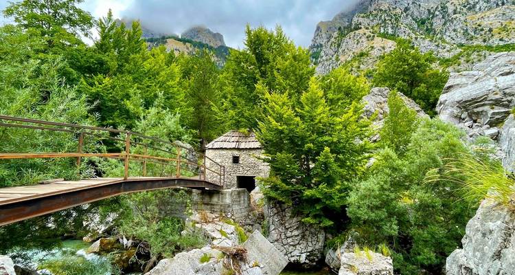 Aventure alpine en Albanie : Theth et Valbona en 5 jours - Up Albania  9