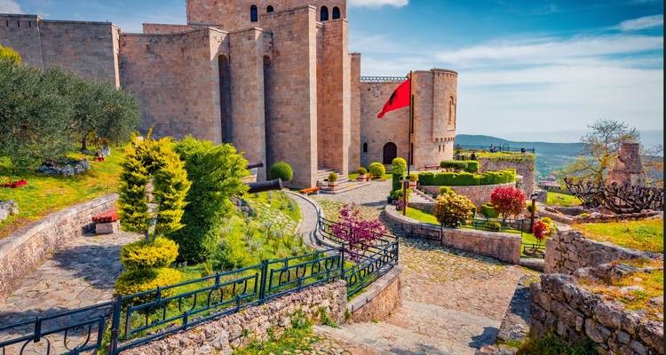 Circuit de 5 jours en voiture : Découvrez l'histoire et la culture de l'Albanie - Up Albania  2