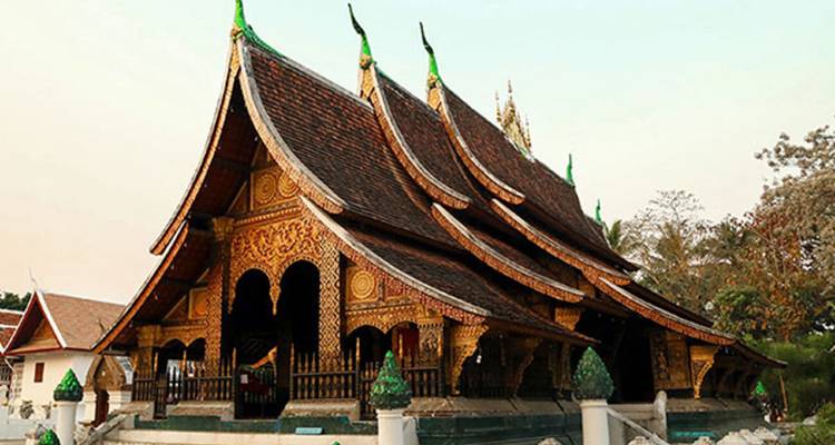 Laos Discovery: 6-Day Mekong Cruise to Luang Prabang Highlights - Open Asia Travel  4