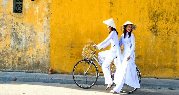 Explorer l'Asie du Sud-Est : Aventure à Bangkok, au Vietnam et à Bali - Wanderful Holidays LLC 2