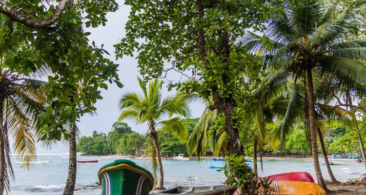 Costa Rica Road Trip: Jungle beats & Ocean Waves (36 destinations) - journaway 4