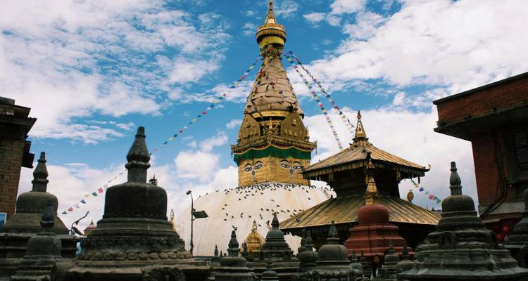 Visite du temple de Chandragiri et du temple des singes (Swayambhunath) - Himalayan Trekking & Tours 6