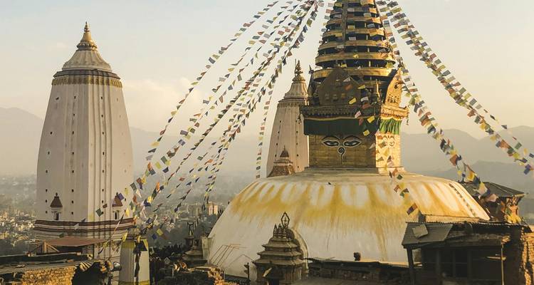 Visite du temple de Chandragiri et du temple des singes (Swayambhunath) - Himalayan Trekking & Tours 7