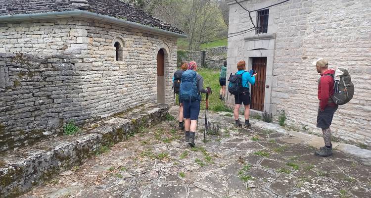 Zagori Circuit Trail - Monopati Hike n Bike 8