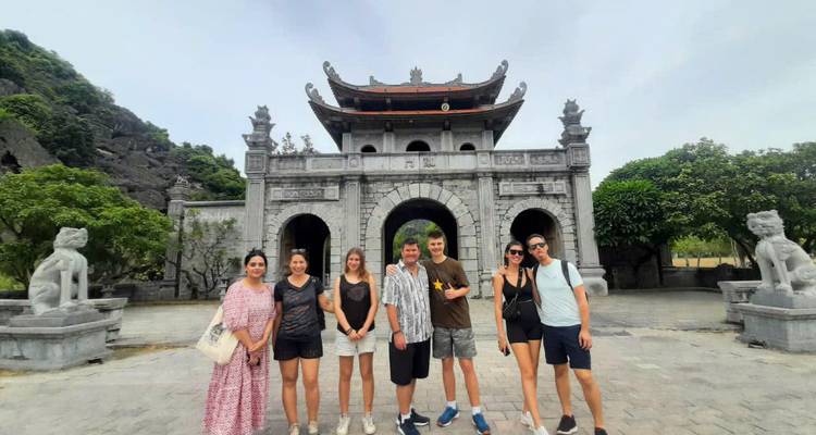 Merveilles de l'Asie du Sud-Est : Aventure de 10 jours à travers la baie d'Halong, les temples d'Angkor et Bangkok - Open Asia Travel  9