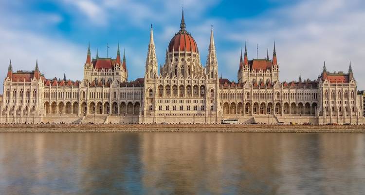 Krakow to Vienna: Hostel Week Group Tour - Euroventure Travel 6