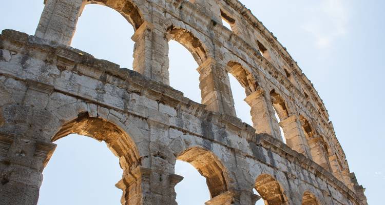 Split to Pula: Hostel Week Group Tour - Euroventure Travel 3