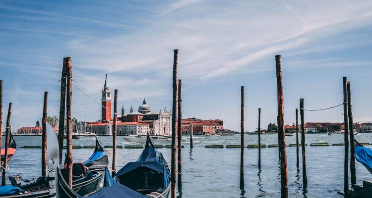Girls On Tour: Western Europe Group Rail Tour (18-35) - Euroventure Travel 10