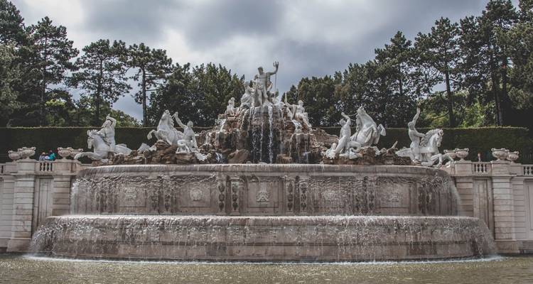 Girls On Tour: Central Europe Group Rail Tour (18-35) - Euroventure Travel 9