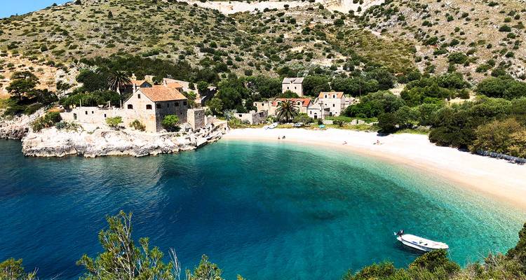 Vacaciones a pie en las Islas Croatas | De Split a Dubrovnik - LIFE Adventures 1