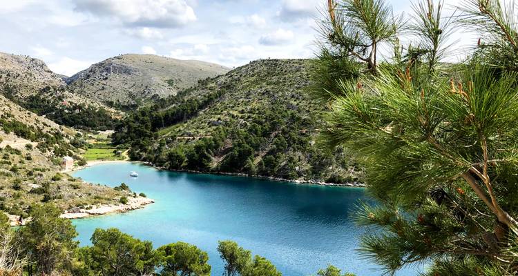 Vacaciones a pie en las Islas Croatas | De Split a Dubrovnik - LIFE Adventures 9