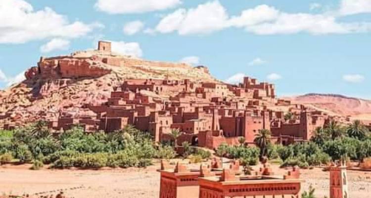 Circuit de 15 jours de Marrakech à Chefchaouen, villes impériales et camp de luxe dans le désert de l'Erg Chebbi - Morhara Morocco Tours 6