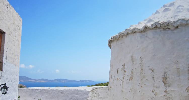 Crucero de 5 días a Patmos, Atenas, Mykonos, Santorini y Rodas desde Kusadasi (Turquía). - STM Tours LLC 8