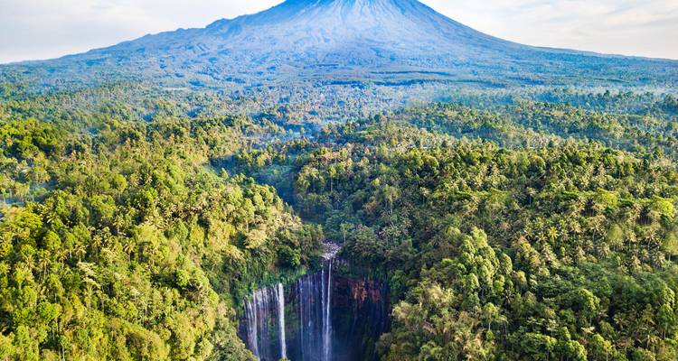 De Java a Bali: Vistas al volcán y columpio en la selva - journaway 3