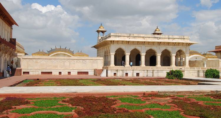 4-Day Private Golden Triangle Tour to Agra and Jaipur From New Delhi - Yoganshi Travel 8
