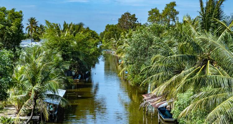 VIETNAM'S VIBRANT SOUTH - Custom Vietnam Travel 2