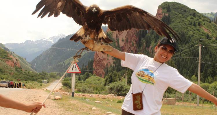 10 days 9 nights tour in Kyrgyzstan - Nomads Yurt 3