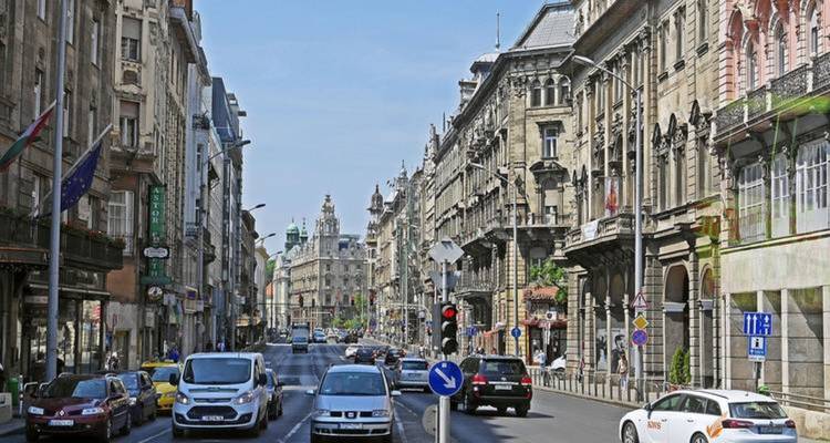 Voyage [autoguidé] à Budapest en 5 jours - WiseYatra 1