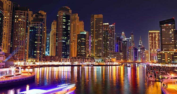ATHENIANS & ARABICS | Greece and Dubai (Hotels, tours, flights) - Greca 1