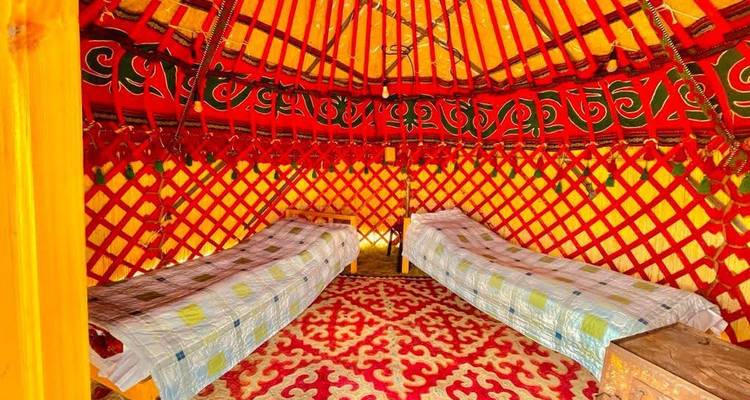 CIRCUIT DE 8 JOURS ET 7 NUITS AU KIRGHIZSTAN - Nomads Yurt 2