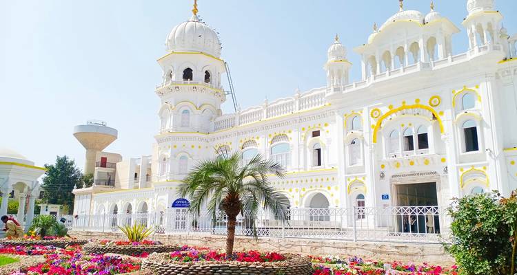 Sikh Pilgrimage Tour Pakistan | Kartarpur Nankana Sahib - Exploria 6