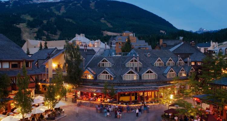 Sea to Sky City Stay: Vancouver and Whistler - Landsby 10