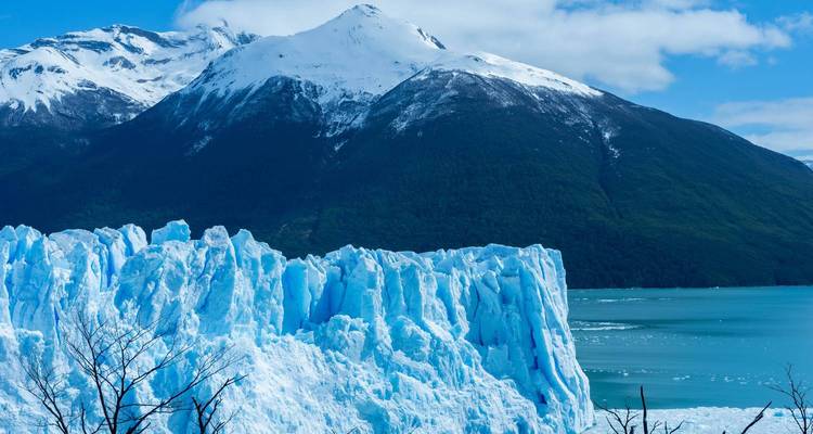 El Calafate - Glaciers and Wilderness - People Travel and Experience 7