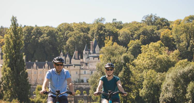 Loire in Luxury - Cycling for Softies 1