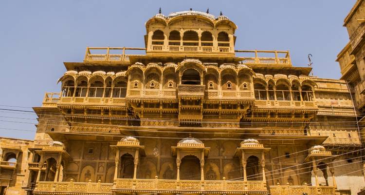 Historische zandstenen architectuur in Jaisalmer, India.