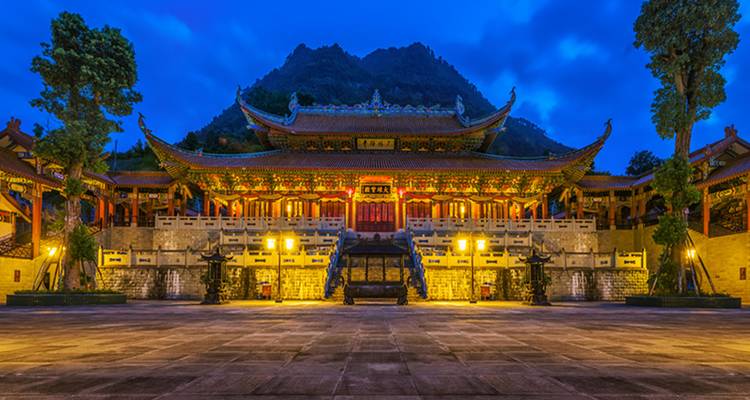 Chinese Kung Fu Exploration 10D: Shaolin Temple, Mt. Wudang Martial Art Private Tour - Top China Travel 2