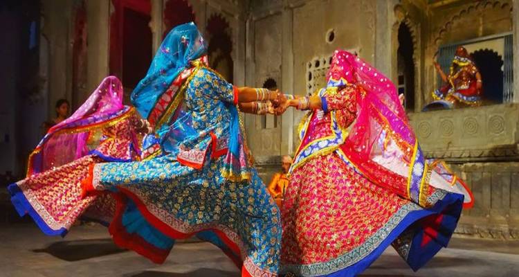 Aventura en el Triángulo de Oro: Maravillas de la Naturaleza y Colores de Holi - Swastik India Journeys 6