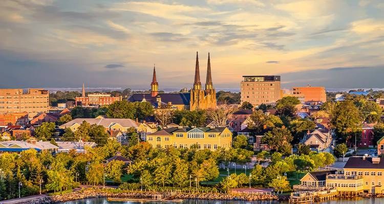 The Maritimes: Nova Scotia (4 destinations) - Intrepid Travel 2